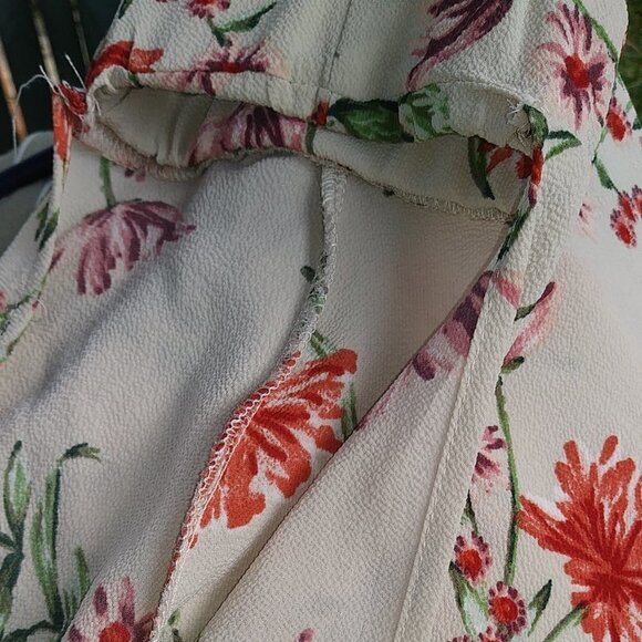 Ces Femme Blouse Cream Floral - No Size Tag - See Measurements - Picture 8 of 14
